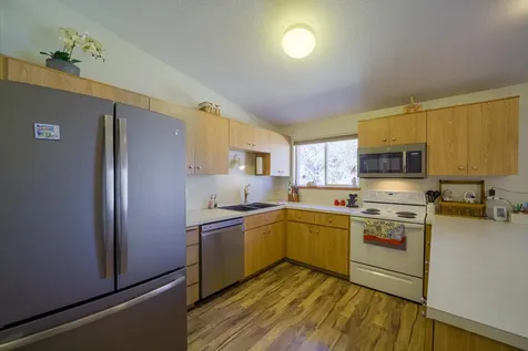 5975 NE 41st Street Redmond OR 97756