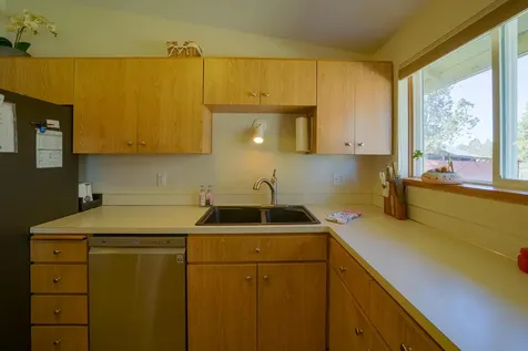 5975 NE 41st Street Redmond OR 97756