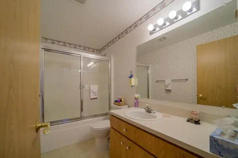 5975 NE 41st Street Redmond OR 97756
