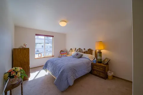 5975 NE 41st Street Redmond OR 97756