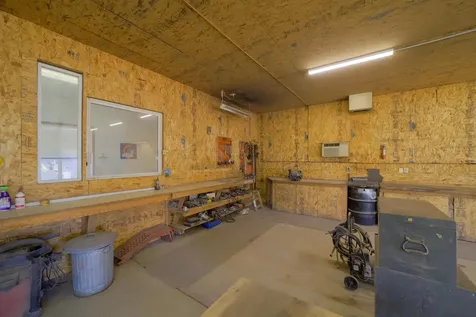 5975 NE 41st Street Redmond OR 97756