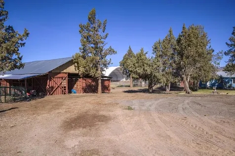 5975 NE 41st Street Redmond OR 97756