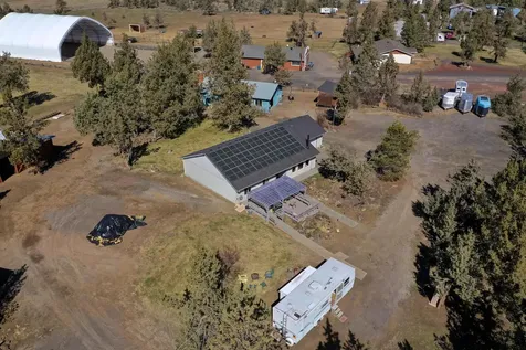 5975 NE 41st Street Redmond OR 97756
