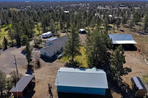 5975 NE 41st Street Redmond OR 97756