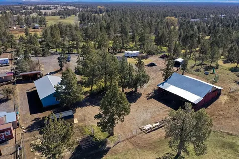 5975 NE 41st Street Redmond OR 97756