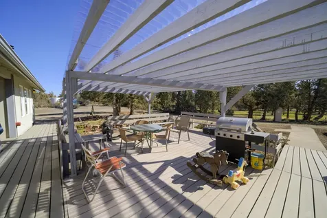 5975 NE 41st Street Redmond OR 97756