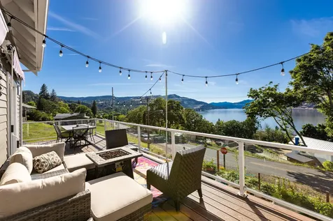 101 Elizabeth Court Mosier OR 97040