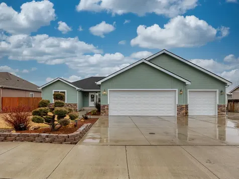 5114 Anderson Avenue Klamath Falls OR 97603