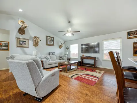5114 Anderson Avenue Klamath Falls OR 97603