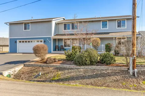 976 Springbrook Court Medford OR 97504