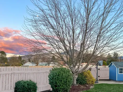 976 Springbrook Court Medford OR 97504