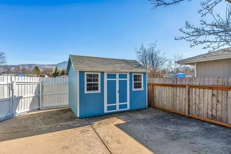 976 Springbrook Court Medford OR 97504