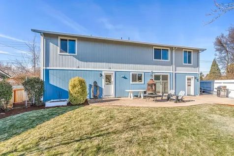 976 Springbrook Court Medford OR 97504