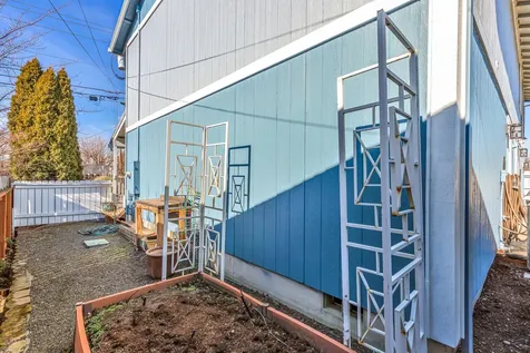 976 Springbrook Court Medford OR 97504