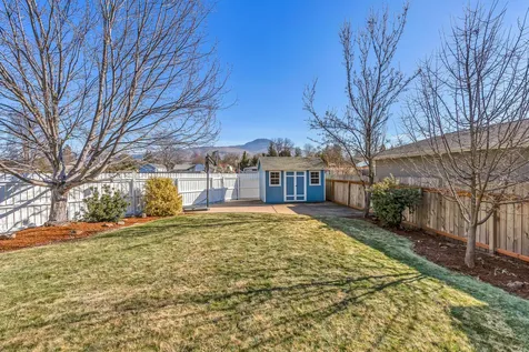 976 Springbrook Court Medford OR 97504