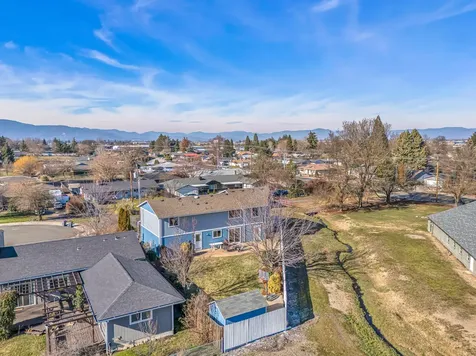 976 Springbrook Court Medford OR 97504