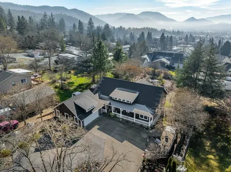 183 NE Ausland Drive Grants Pass OR 97526