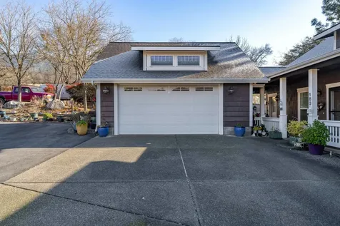 183 NE Ausland Drive Grants Pass OR 97526