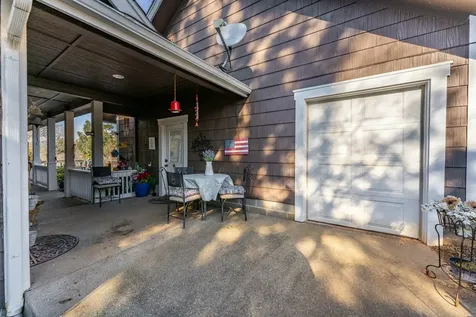 183 NE Ausland Drive Grants Pass OR 97526