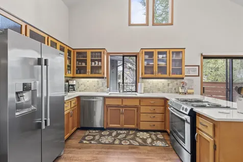 2494 Republic Way Medford OR 97504