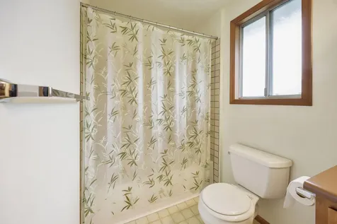 169 Ohio Street Ashland OR 97520