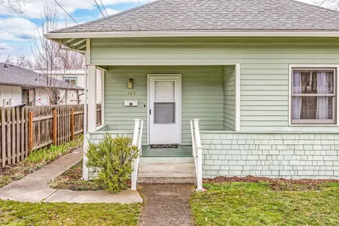 169 Ohio Street Ashland OR 97520