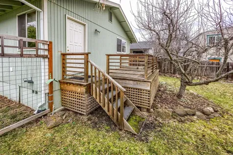 169 Ohio Street Ashland OR 97520