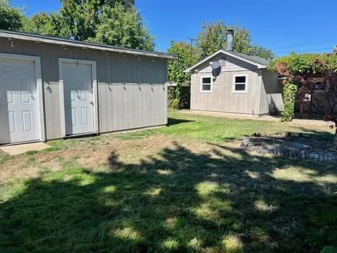 929 Mount Pitt Avenue Medford OR 97501