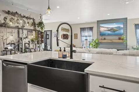 447 Arrowhead Trail Eagle Point OR 97524