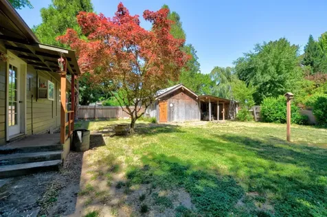 1820 Fruitdale Drive Grants Pass OR 97527