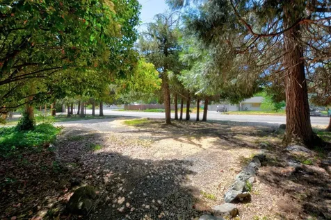 1820 Fruitdale Drive Grants Pass OR 97527