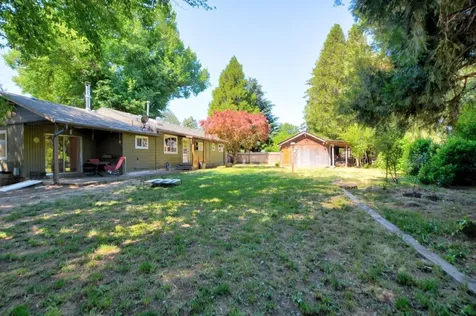 1820 Fruitdale Drive Grants Pass OR 97527