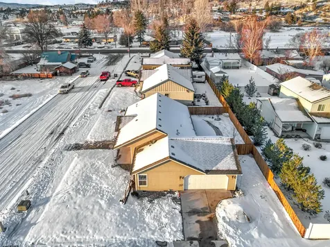 104 NE Buena Villa Drive Prineville OR 97754
