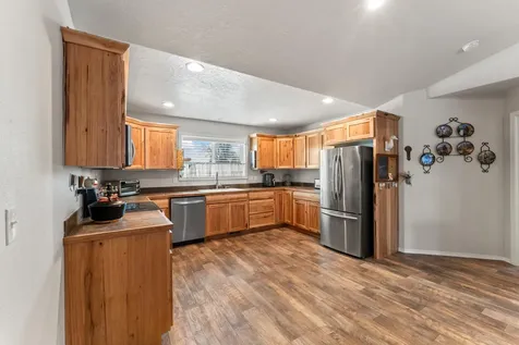 104 NE Buena Villa Drive Prineville OR 97754