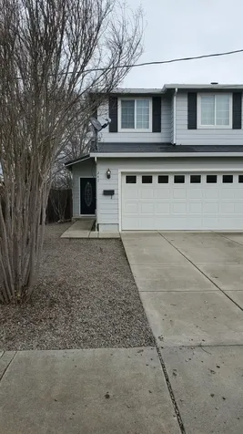 242 N 7th Street Central Point OR 97502