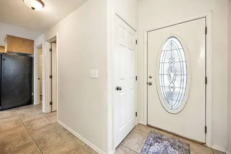 242 N 7th Street Central Point OR 97502
