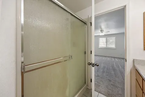 242 N 7th Street Central Point OR 97502