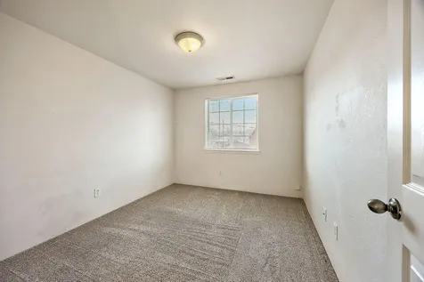 242 N 7th Street Central Point OR 97502
