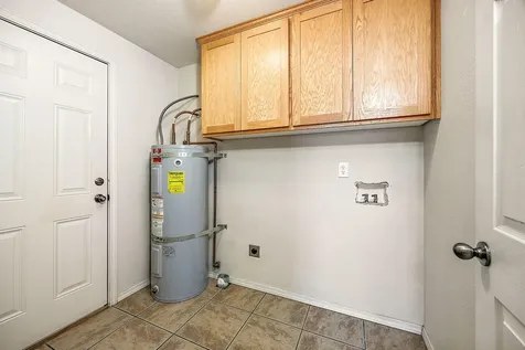 242 N 7th Street Central Point OR 97502