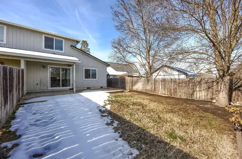 242 N 7th Street Central Point OR 97502