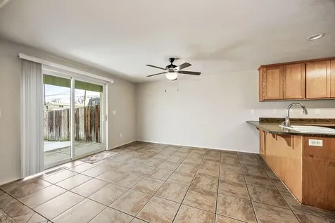 242 N 7th Street Central Point OR 97502