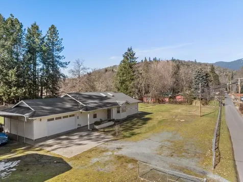 146 Blue Jay Lane Grants Pass OR 97527