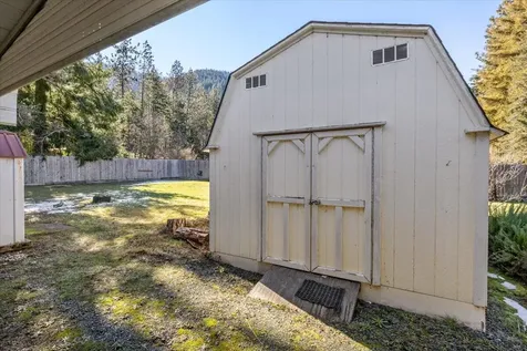 146 Blue Jay Lane Grants Pass OR 97527