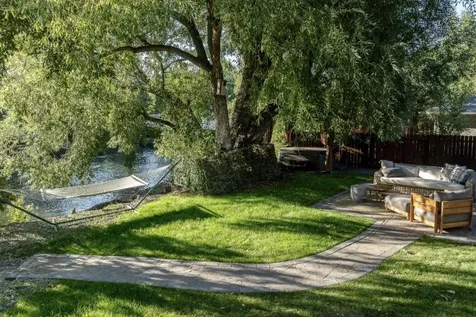 615 NW Riverfront Street Bend OR 97703