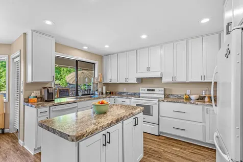 260 Mount Echo Drive Medford OR 97504