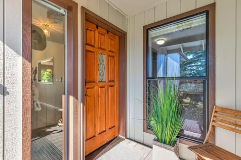 260 Mount Echo Drive Medford OR 97504