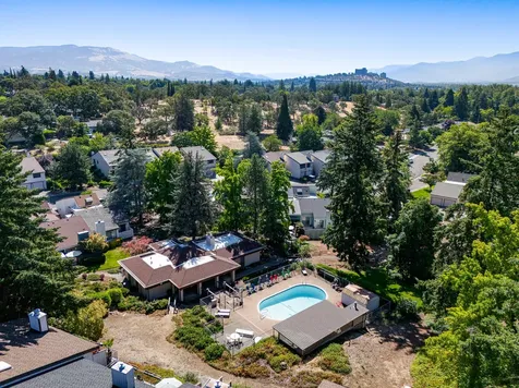 260 Mount Echo Drive Medford OR 97504