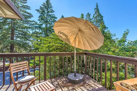 260 Mount Echo Drive Medford OR 97504
