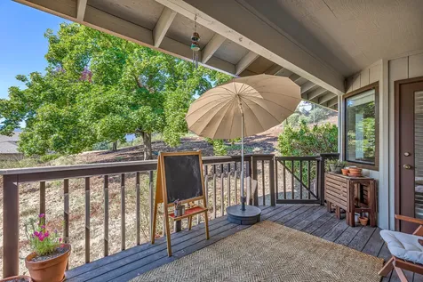 260 Mount Echo Drive Medford OR 97504