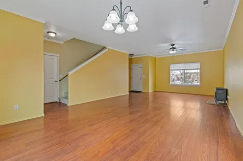 2934 SW Cascade Avenue Redmond OR 97756
